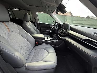 желмаян гибрид: Toyota Highlander: 2023 г., 2.5 л, Автомат, Гибрид — 6