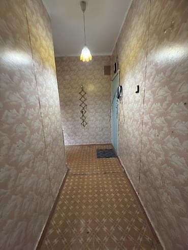продаю квартиру bsk: 1 комната, 35 м², 105 серия, 3 этаж, Старый ремонт — 8