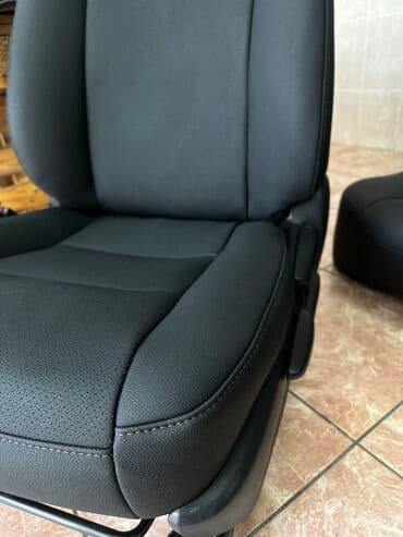 c class: Чехлы Экокожа, Toyota, Новый, Самовывоз — 3