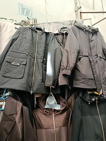 classic: Женское пальто классического кроя - Длина миди/макси - Двубортная — 3