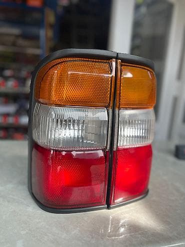 patrol: Комплект стоп-сигналов Nissan 1999 г., Новый, Аналог — 2