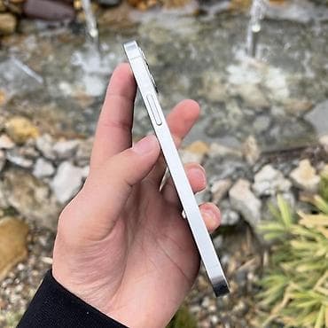 ipad 2018 pro: IPhone 12 Pro, Б/у, 256 ГБ, Белый, 100 % — 5