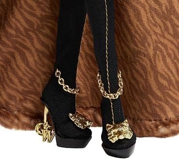Кукла Monster High – Clawdeen Wolf (G3) в коллекционном образе,На — 5