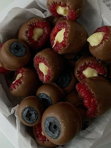 Делаем на заказ🍓🫐🍌🍫🍰 Клубнику в шоколаде ( только из натуральных