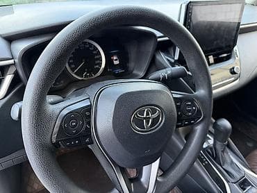 Toyota Corolla: 2021 г., 1.8 л, Вариатор, Гибрид, Седан — 9
