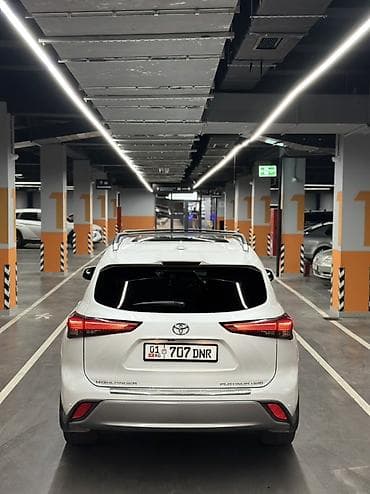 highlander platinum: Toyota Highlander: 2023 г., 2.4 л, Бензин, Кроссовер — 4