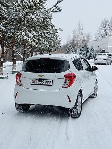 audu a4: Chevrolet Spark: 2019 г., 1 л, Автомат, Бензин, Хэтчбэк — 4