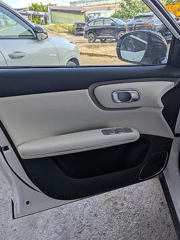 jaecoo j8: Changan Qiyuan Q05: 2025 г., Автомат, Электромобиль, Кроссовер — 6