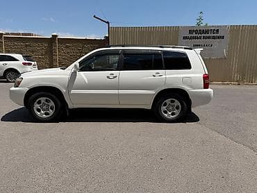 Toyota Highlander: 2004 г., 2.4 л, Автомат, Бензин, Кроссовер — 8