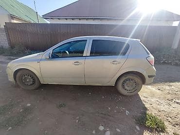 Opel Astra: 2005 г., 1.6 л, Механика, Бензин, Хэтчбэк — 1