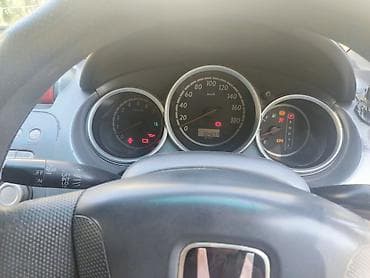бампер fit: Honda Fit: 2002 г., 1.3 л, Вариатор, Бензин, Хэтчбэк — 6