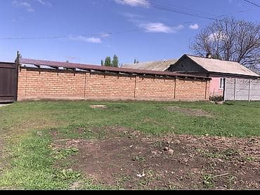 дом каркол: Продается жилой дом с кирпичным ограждением и откатными металлическими — 2