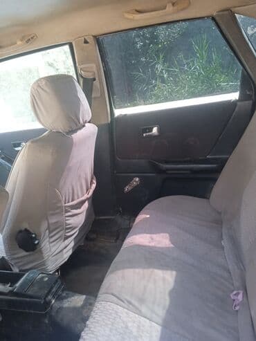 кассеты аудио: Audi 80: 1989 г., 1.8 л, Механика, Бензин, Седан — 5