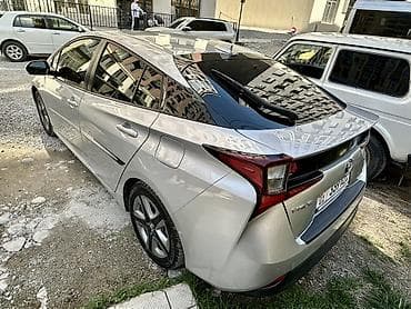 prius plus: Toyota Prius: 2019 г., 1.8 л, Вариатор, Гибрид, Хэтчбэк — 3