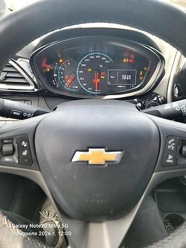 Продажа авто: Chevrolet Spark: 2020 г., 1 л, Автомат, Бензин, Хэтчбэк — 8
