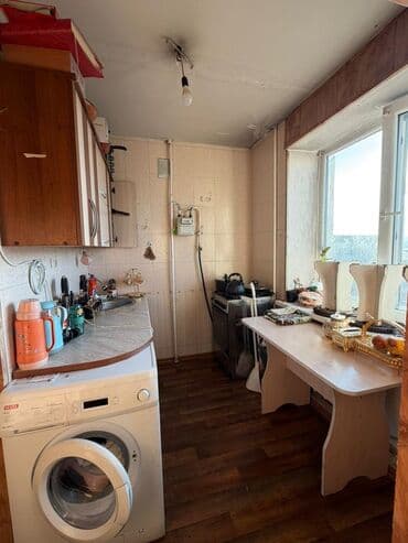 купить квартиру в бишкеке восток 5: 2 комнаты, 45 м², Индивидуалка, 4 этаж, Старый ремонт — 1