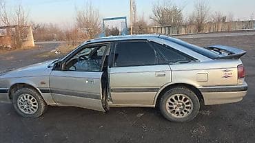 mazda 929: Mazda 626: 1990 г., 2.2 л, Механика, Бензин, Седан — 4