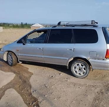 bmw 2: Honda Odyssey: 1996 г., 2.3 л, Автомат, Бензин, Минивэн — 4