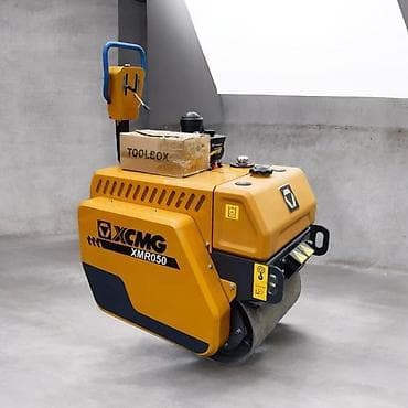 Мини-виброкаток XCMG XMR050 - Компактный одновальцевый каток для