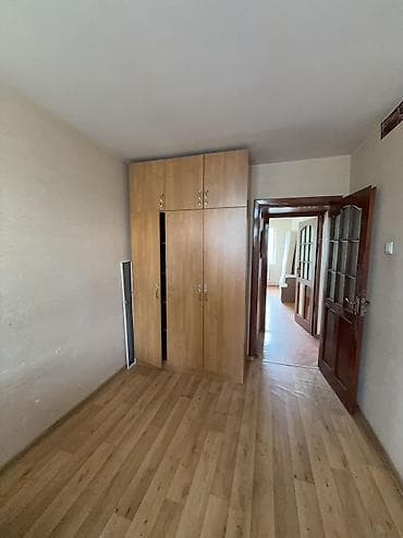 Продажа квартир: 3 комнаты, 60 м², Дордой Плаза ТРЦ 104 серия, 5 этаж, Старый ремонт — 5