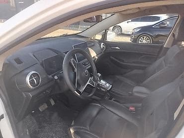 byd dolphin: BYD Yuan: 2019 г., Электромобиль, Кроссовер — 7