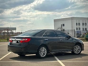 Toyota Camry: 2014 г., 2.5 л, Автомат, Бензин, Седан — 3