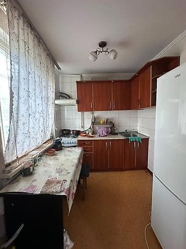 Квартиры: 3 комнаты, 58 м², 104 серия, 1 этаж, Старый ремонт — 5