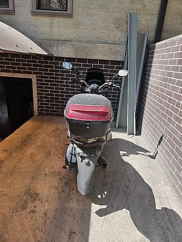 мопед обмен на айфон: Скутер макси, почти новый пробег 2000 — 5