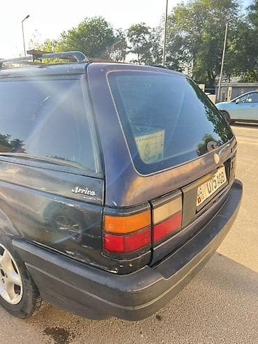бампер w24: Volkswagen Passat: 1993 г., 1.8 л, Механика, Бензин, Универсал — 5