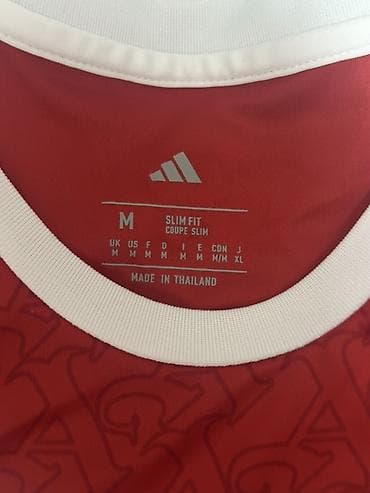 Спорттук формалар: Футбольная футболка Arsenal 2023/24, домашняя, с официальным принтом — 3