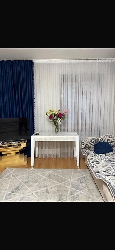 Квартиры: 2 комнаты, 54 м², Хрущевка, 2 этаж, Евроремонт — 1