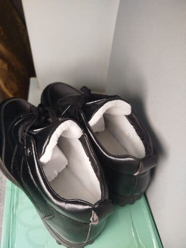 джинсы zara: Мужские зимние ботинки, Pacogil оригинал, размер 42. адрес Бишкек — 8