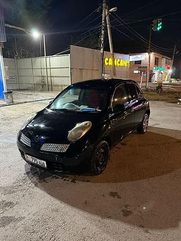 тайета пикник: Nissan March: 2005 г., Хэтчбэк — 2