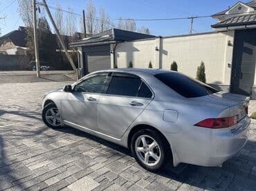 меняю дом на машину: Honda Accord: 2003 г., Седан — 4