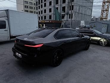 BMW 7 series: 2022 г., 3 л, Автомат, Бензин, Седан — 5