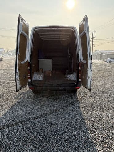 Коммерциялык транспорт: Жеңил жүк ташуучу унаа, Mercedes-Benz, Стандарт, 3 т, Колдонулган — 8