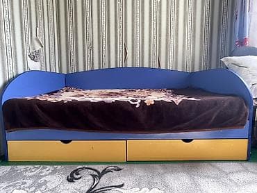 Мебельные гарнитуры: Детская/подростковая полутороспальная кровать с боковыми бортиками и — 1