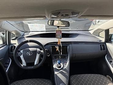 женщин: Toyota Prius: 2011 г., 1.8 л, Автомат, Гибрид, Хэтчбэк — 6