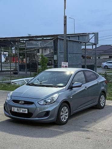 чере: Hyundai Accent: 2017 г., 1.4 л, Автомат, Бензин, Седан — 2