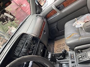 maxxis 29: Isuzu Trooper: 1999 г., 3.5 л, Автомат, Газ, Внедорожник — 7