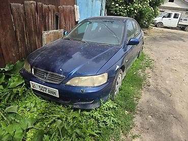 Honda Accord: 2001 г., 1.8 л, Кол менен иштөөчү, Бензин — 2