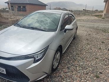 626 ge: Toyota Corolla: 2020 г., Гибрид, Седан — 6