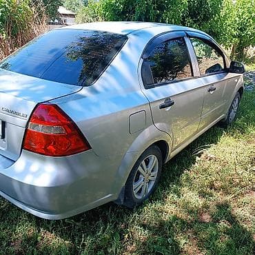 спарк в аренду: Chevrolet Aveo: 2008 г., 1.4 л, Механика, Газ, Седан — 3