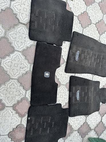 Аксессуарлар жана тюнинг: Комплект ковриков в салон автомобиля Crown Athlete Состояние — 3