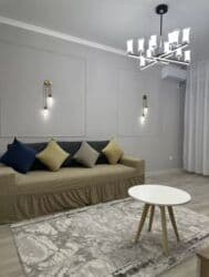 сдается 2 комнатная квартира суточная: 2 комнаты, Круглосуточное заселение — 10