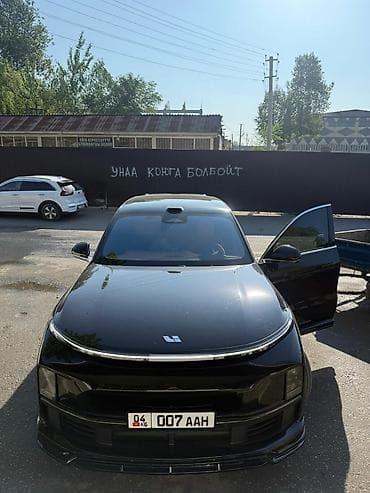 магнитолы для авто: Lixiang L8: 2025 г., 1.6 л, Автомат, Гибрид, Кроссовер — 2