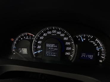 Toyota Camry: 2012 г., 2.5 л, Автомат, Бензин, Седан — 6