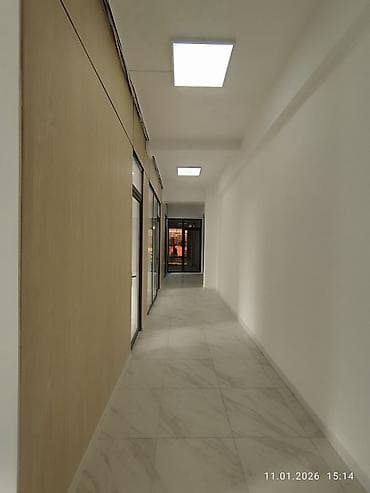 массажный салон в аренду: Аренда офисов, 17 м², В бизнес центре, 1 линия, С отдельным входом, С отдельным сан узлом — 4