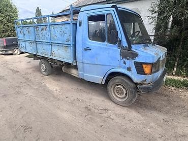 грузовой авто: Грузовой бортовой фургон (пикап) с высоким металлическим кузовом - — 2