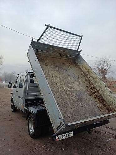 mazda bongo: Легкий грузовик, Mercedes-Benz, Дубль, 3 т, Б/у — 2